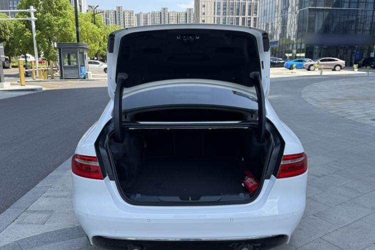 Used Jaguar XEL 2019 2.0T 200 PS Luxury Edition Trunk