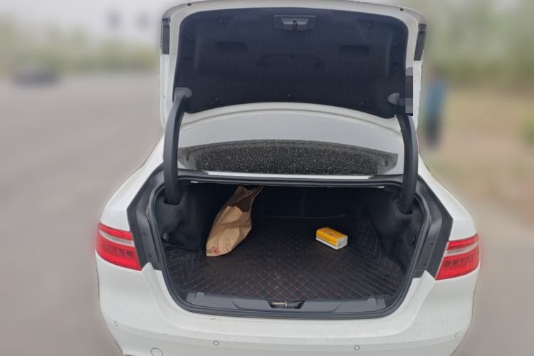 Used Jaguar XEL 2019 2.0T 200 PS Luxury Edition Trunk