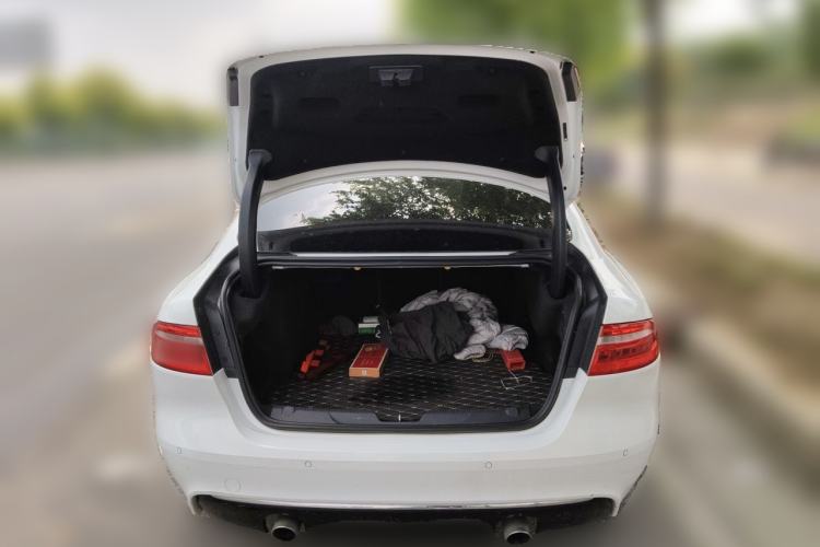 Used Jaguar XEL 2019 2.0T 200 PS Luxury Edition Trunk