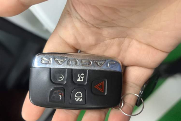 Used Jaguar XEL 2019 2.0T 200 PS Luxury Edition Vehicle Key