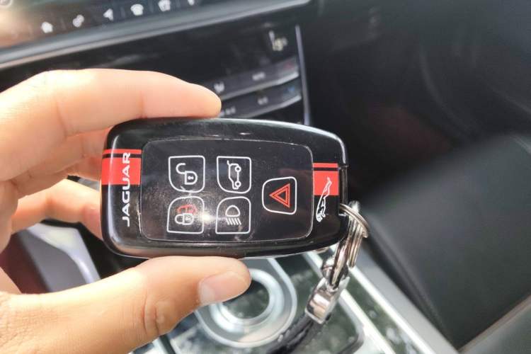 Used Jaguar XEL 2019 2.0T 200 PS Luxury Edition Vehicle Key
