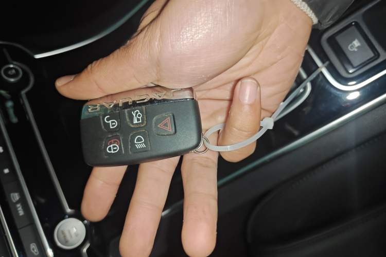 Used Jaguar XEL 2019 2.0T 200 PS Elite Edition Vehicle Key