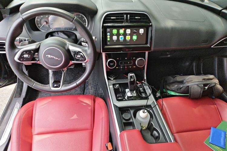 Used Jaguar XEL 2020 2.0T 200 PS R-DYNAMIC S Advanced Sport Edition Center Console