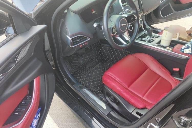 Used Jaguar XEL 2020 2.0T 200 PS R-DYNAMIC S Advanced Sport Edition Driver Seat