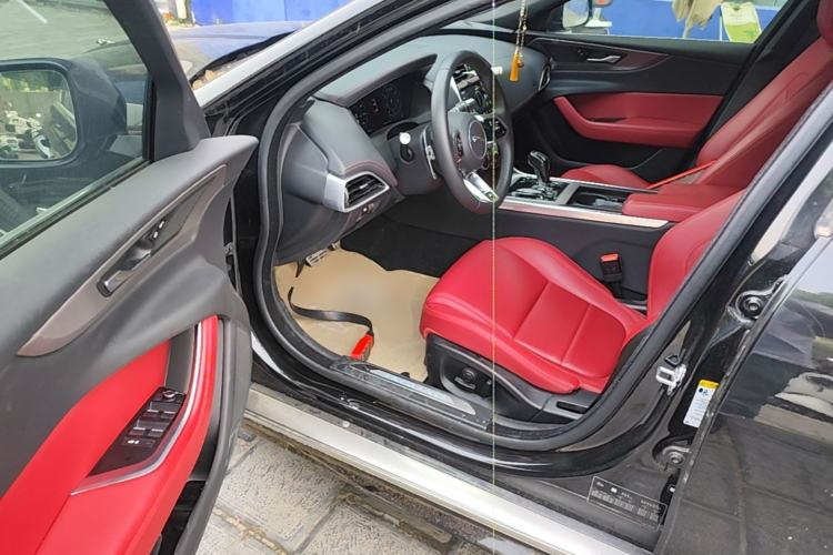 Used Jaguar XEL 2020 2.0T 200 PS R-DYNAMIC S Advanced Sport Edition Driver Seat