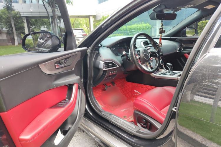 Used Jaguar XEL 2020 2.0T 200 PS R-DYNAMIC S Advanced Sport Edition Driver Seat