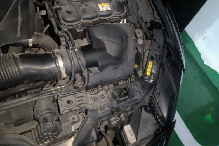 Used Jaguar XEL 2020 2.0T 200 PS R-DYNAMIC S Advanced Sport Edition Engine Bay Left