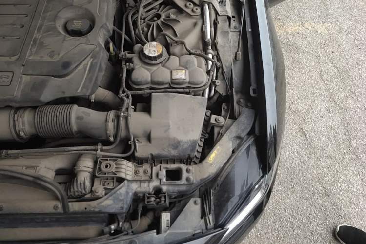 Used Jaguar XEL 2020 2.0T 200 PS R-DYNAMIC S Advanced Sport Edition Engine Bay Left