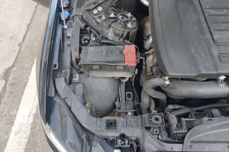 Used Jaguar XEL 2020 2.0T 200 PS R-DYNAMIC S Advanced Sport Edition Engine Bay Right