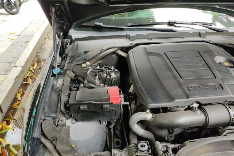 Used Jaguar XEL 2020 2.0T 200 PS R-DYNAMIC S Advanced Sport Edition Engine Bay Right