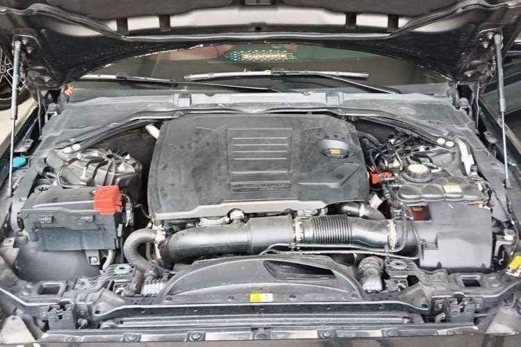Used Jaguar XEL 2020 2.0T 200 PS R-DYNAMIC S Advanced Sport Edition Engine Bay