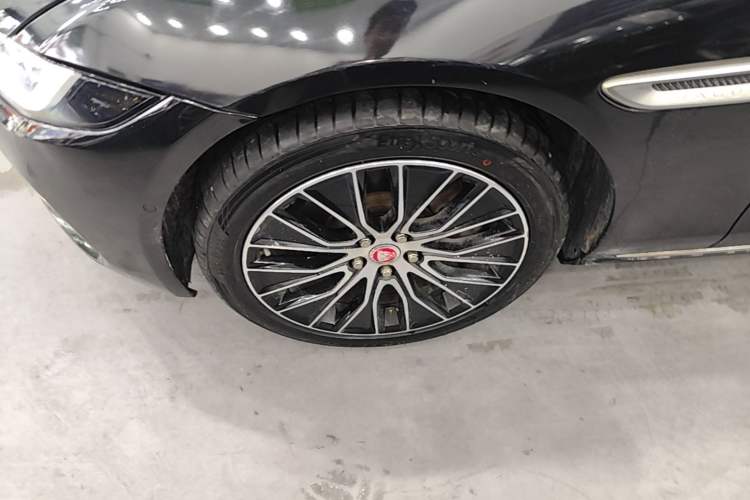 Used Jaguar XEL 2020 2.0T 200 PS S Advanced Elegance Edition Exterior 4