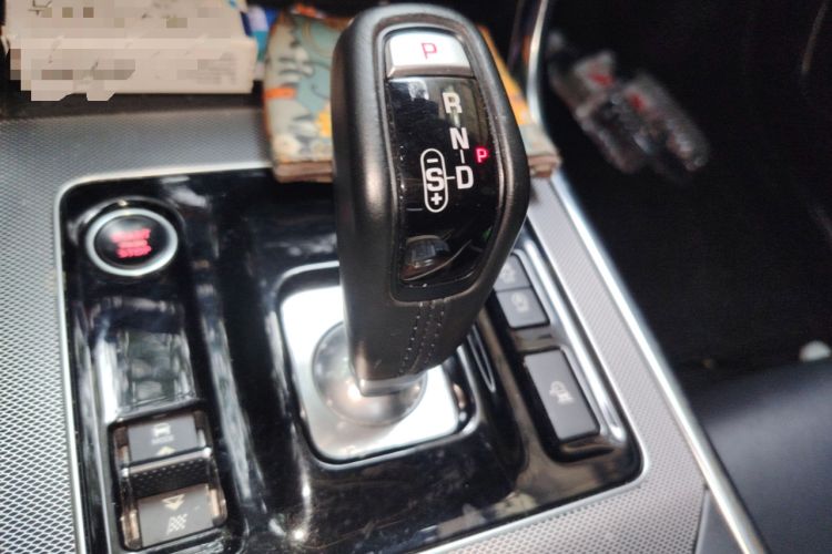 Used Jaguar XEL 2020 2.0T 200 PS R-DYNAMIC S Advanced Sport Edition Gear Lever