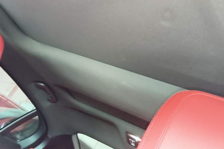 Used Jaguar XEL 2020 2.0T 200 PS R-DYNAMIC S Advanced Sport Edition Headliner