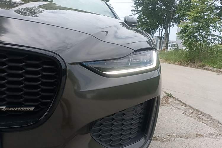 Used Jaguar XEL 2020 2.0T 200 PS R-DYNAMIC S Advanced Sport Edition Left Front Headlight