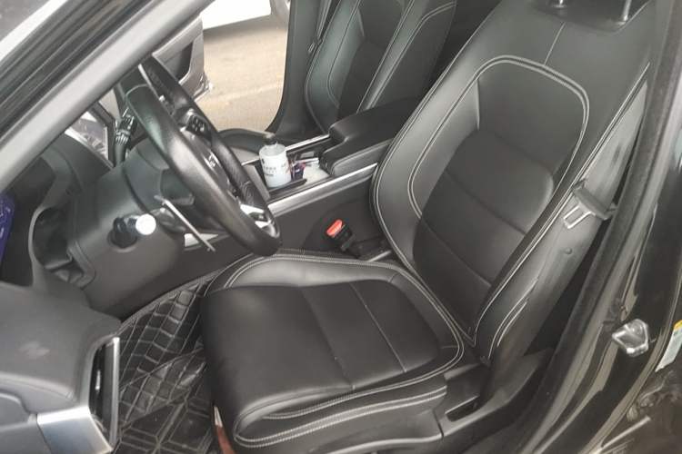 Used Jaguar XEL 2020 2.0T 200 PS R-DYNAMIC S Advanced Sport Edition Left Front Seat