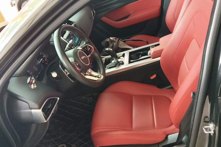 Used Jaguar XEL 2020 2.0T 200 PS R-DYNAMIC S Advanced Sport Edition Left Front Seat