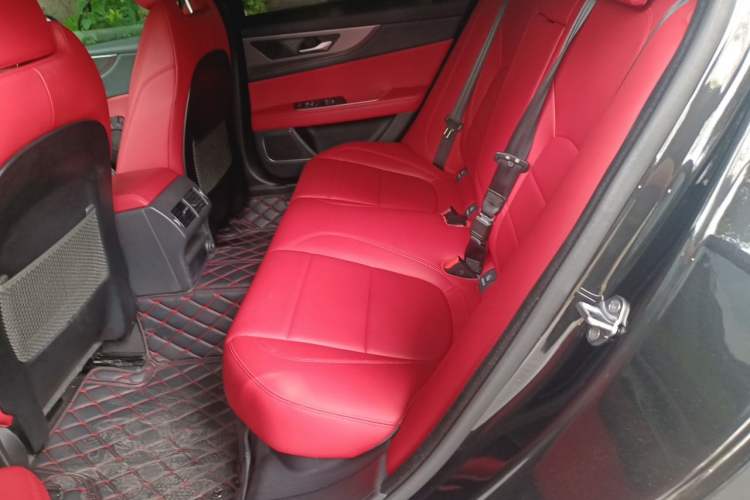 Used Jaguar XEL 2020 2.0T 200 PS R-DYNAMIC S Advanced Sport Edition Left Rear Seat