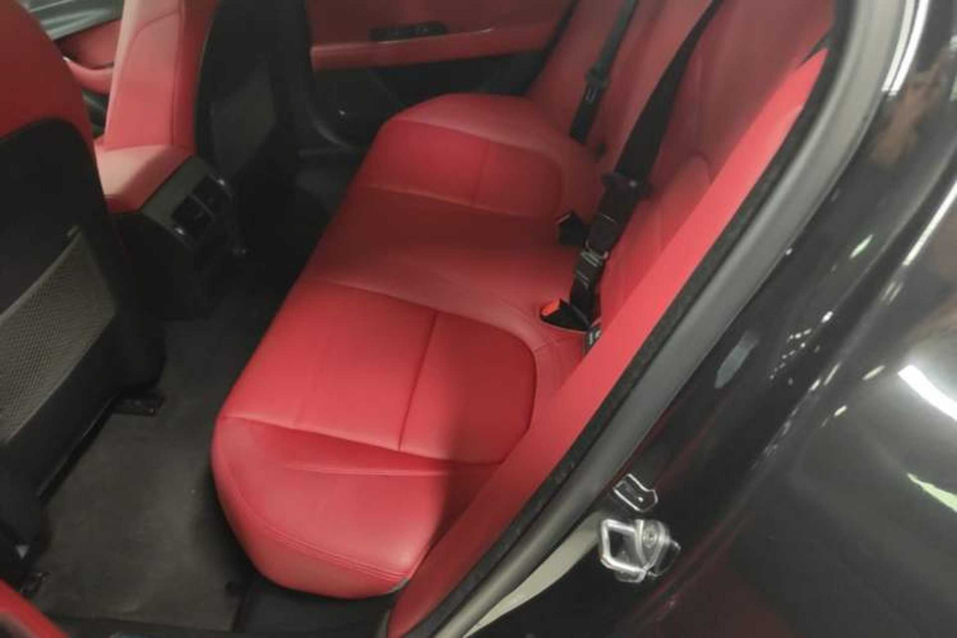 Used Jaguar XEL 2020 2.0T 200 PS R-DYNAMIC S Advanced Sport Edition Left Rear Seat