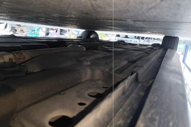 Used Jaguar XEL 2020 2.0T 200 PS R-DYNAMIC S Advanced Sport Edition Right Side Sill