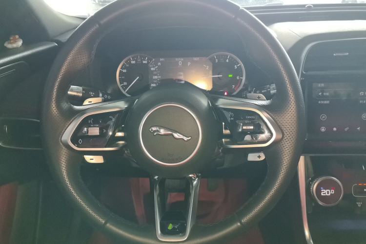 Used Jaguar XEL 2020 2.0T 200 PS R-DYNAMIC S Advanced Sport Edition Steering Wheel