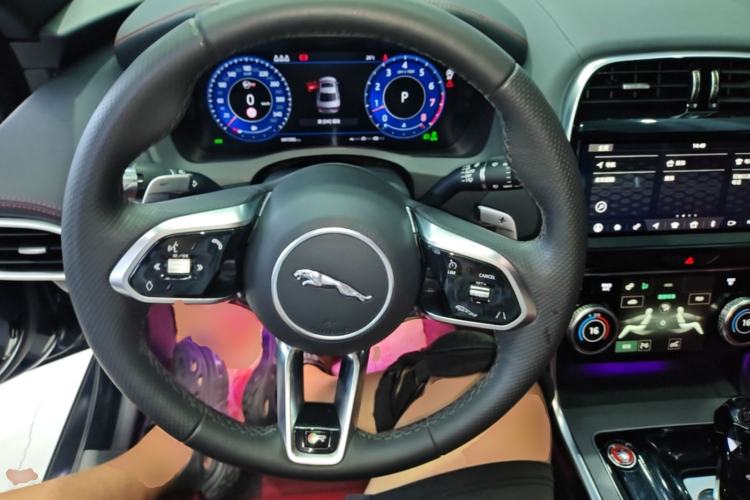 Used Jaguar XEL 2020 2.0T 200 PS Agent Exclusive Edition Steering Wheel