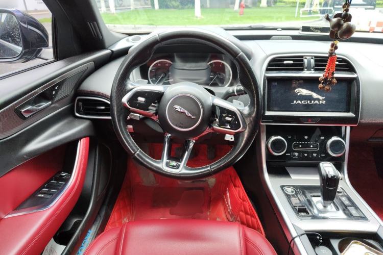 Used Jaguar XEL 2020 2.0T 200 PS R-DYNAMIC S Advanced Sport Edition Steering Wheel