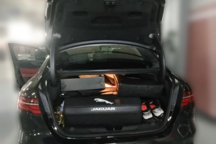 Used Jaguar XEL 2020 2.0T 200 PS R-DYNAMIC S Advanced Sport Edition Trunk