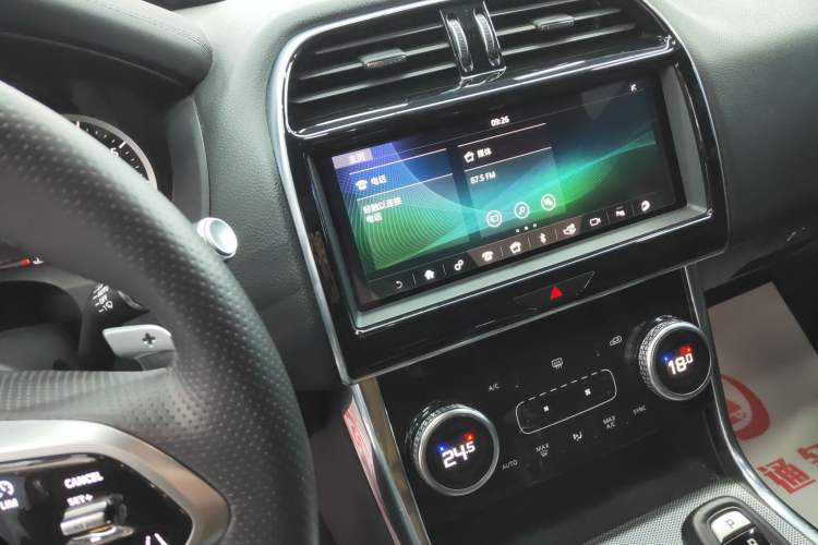 Used Jaguar XEL 2020 2.0T 200PS R-DYNAMIC Youth Sports Edition Audio And AC Panel