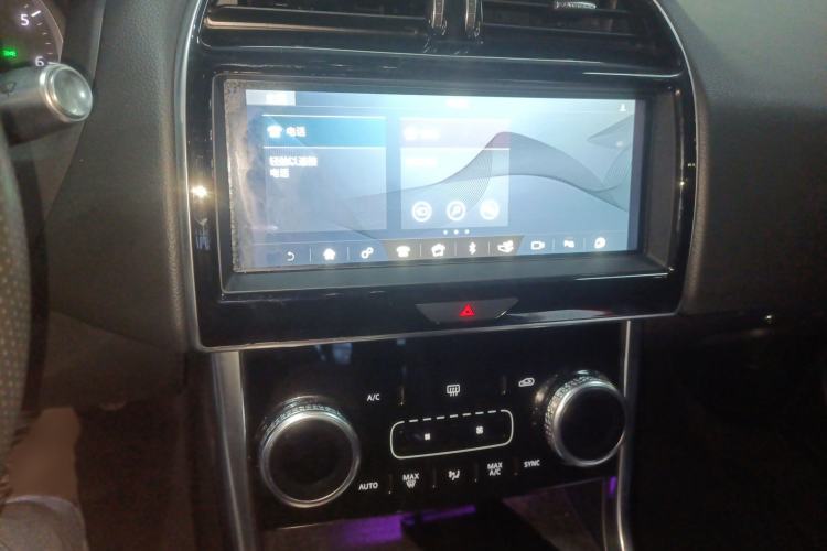Used Jaguar XEL 2020 2.0T 200PS R-DYNAMIC Youth Sports Edition Audio And AC Panel