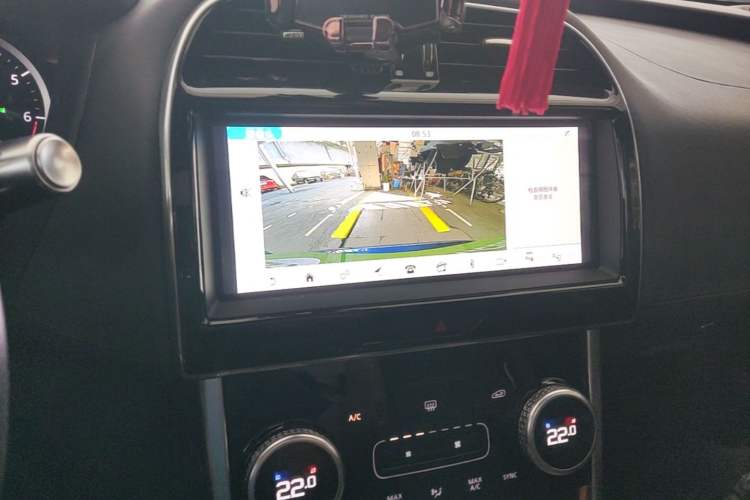 Used Jaguar XEL 2020 2.0T 200 PS R-DYNAMIC S Advanced Sport Edition Audio And AC Panel