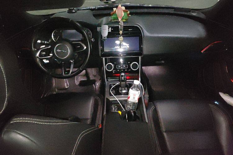 Used Jaguar XEL 2020 2.0T 200PS R-DYNAMIC Youth Sports Edition Center Console