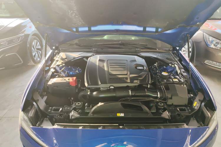 Used Jaguar XEL 2020 2.0T 200 PS R-DYNAMIC S Advanced Sport Edition Engine Bay