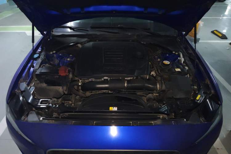 Used Jaguar XEL 2020 2.0T 200 PS R-DYNAMIC S Advanced Sport Edition Engine Bay