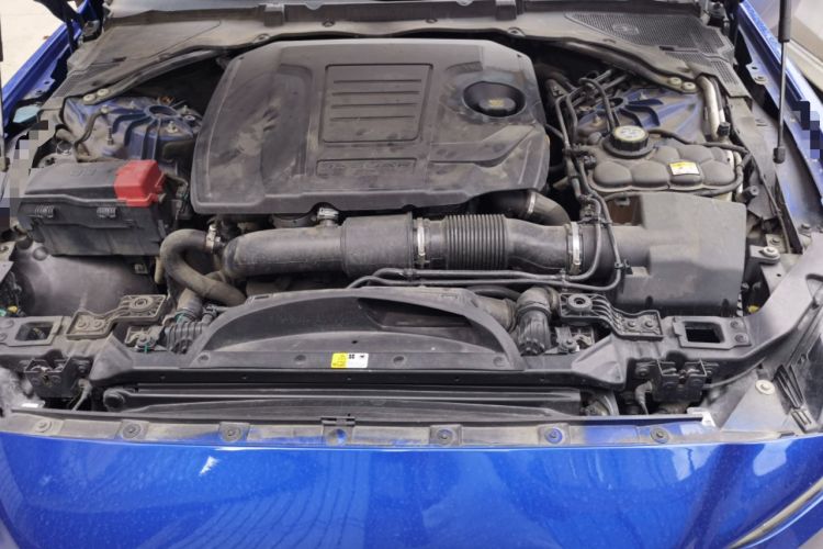 Used Jaguar XEL 2020 2.0T 200PS R-DYNAMIC Youth Sports Edition Engine Bay