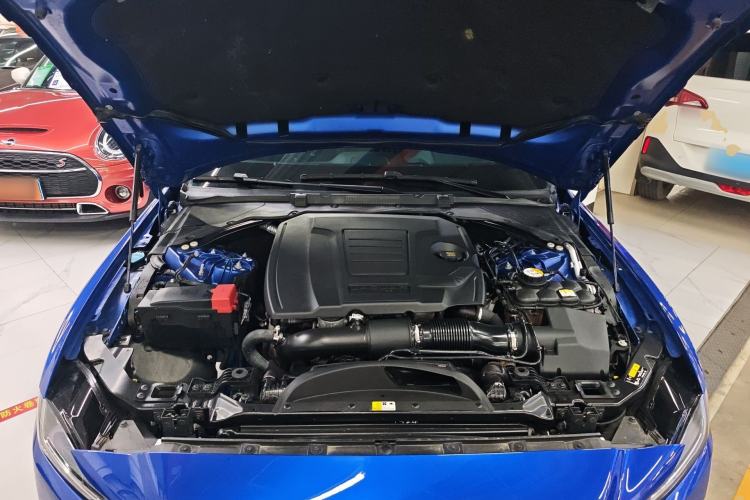 Used Jaguar XEL 2020 2.0T 200PS R-DYNAMIC Youth Sports Edition Engine Bay