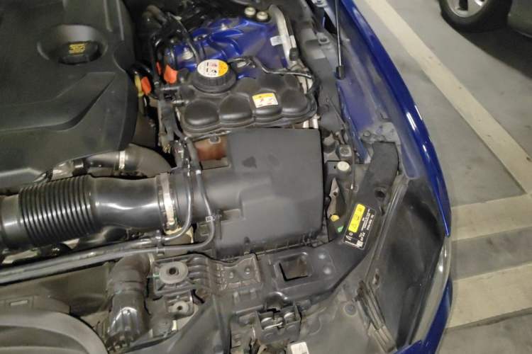Used Jaguar XEL 2020 2.0T 200 PS R-DYNAMIC S Advanced Sport Edition Engine Bay Left