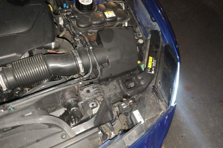 Used Jaguar XEL 2020 2.0T 200 PS R-DYNAMIC S Advanced Sport Edition Engine Bay Left