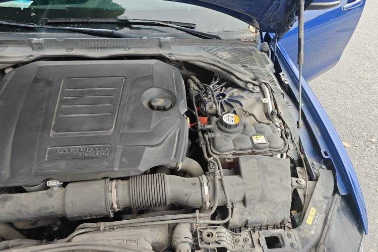 Used Jaguar XEL 2020 2.0T 200 PS R-DYNAMIC S Advanced Sport Edition Engine Bay Left