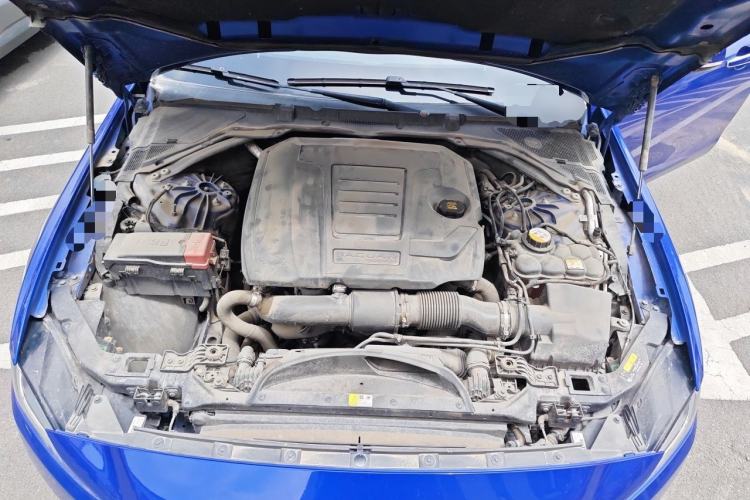 Used Jaguar XEL 2020 2.0T 200PS R-DYNAMIC Youth Sports Edition Engine Bay