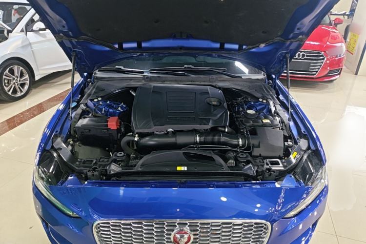 Used Jaguar XEL 2020 2.0T 200 PS S Advanced Elegance Edition Engine Bay