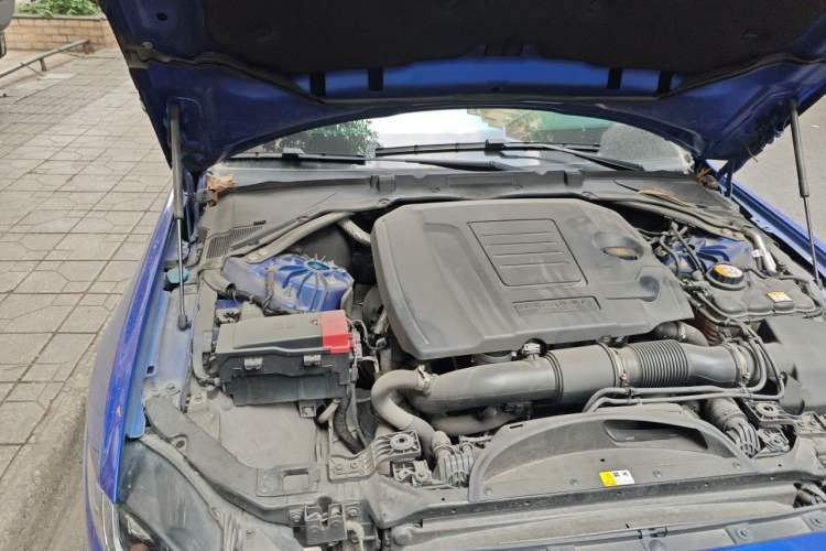 Used Jaguar XEL 2020 2.0T 200 PS R-DYNAMIC S Advanced Sport Edition Engine Bay Right