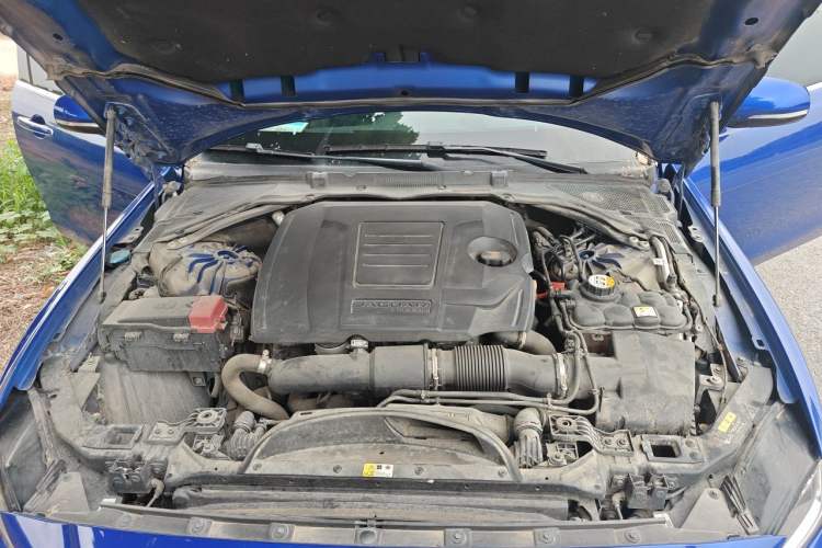 Used Jaguar XEL 2020 2.0T 200 PS R-DYNAMIC S Advanced Sport Edition Engine Bay