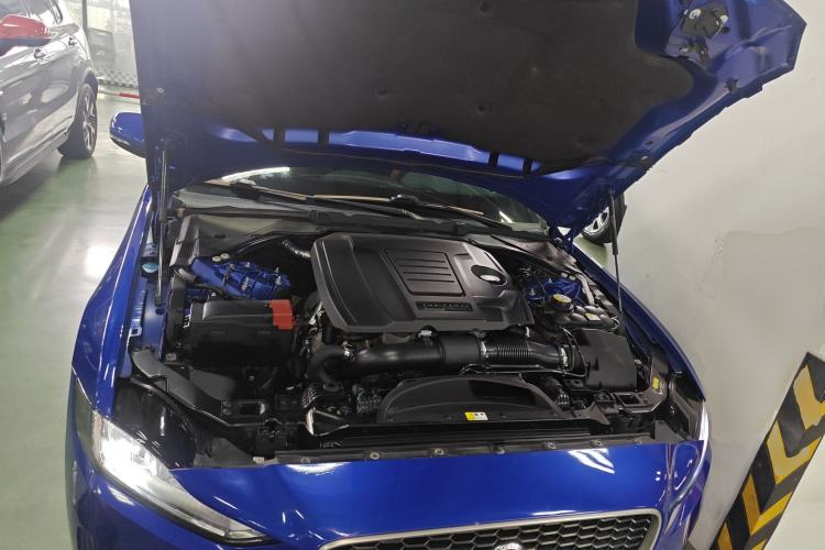 Used Jaguar XEL 2020 2.0T 200PS R-DYNAMIC Youth Sports Edition Engine Bay