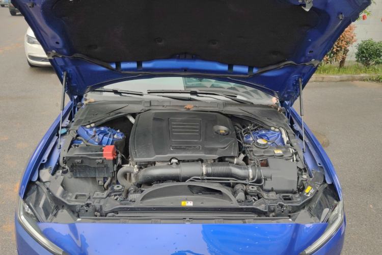 Used Jaguar XEL 2020 2.0T 200 PS R-DYNAMIC S Advanced Sport Edition Engine Bay