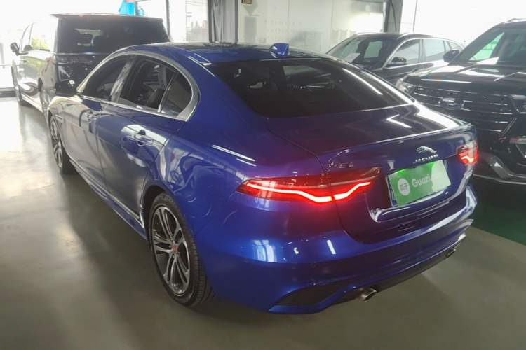 Used Jaguar XEL 2020 2.0T 200 PS R-DYNAMIC S Advanced Sport Edition Exterior 2