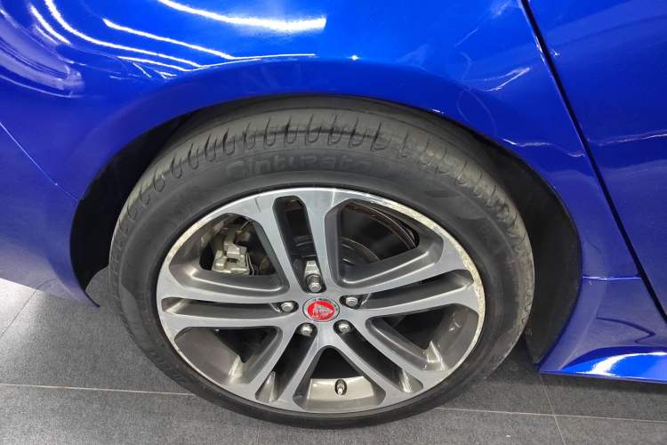 Used Jaguar XEL 2020 2.0T 200 PS R-DYNAMIC S Advanced Sport Edition Exterior 2