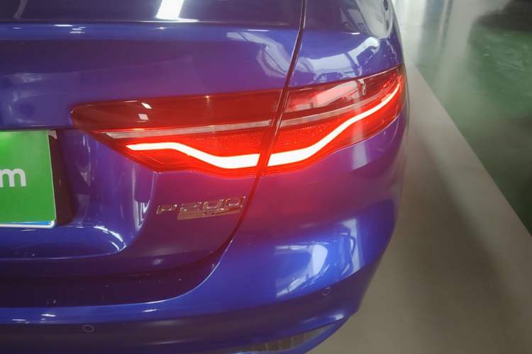 Used Jaguar XEL 2020 2.0T 200 PS R-DYNAMIC S Advanced Sport Edition Exterior 3