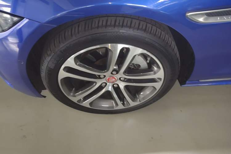 Used Jaguar XEL 2020 2.0T 200 PS R-DYNAMIC S Advanced Sport Edition Exterior 4