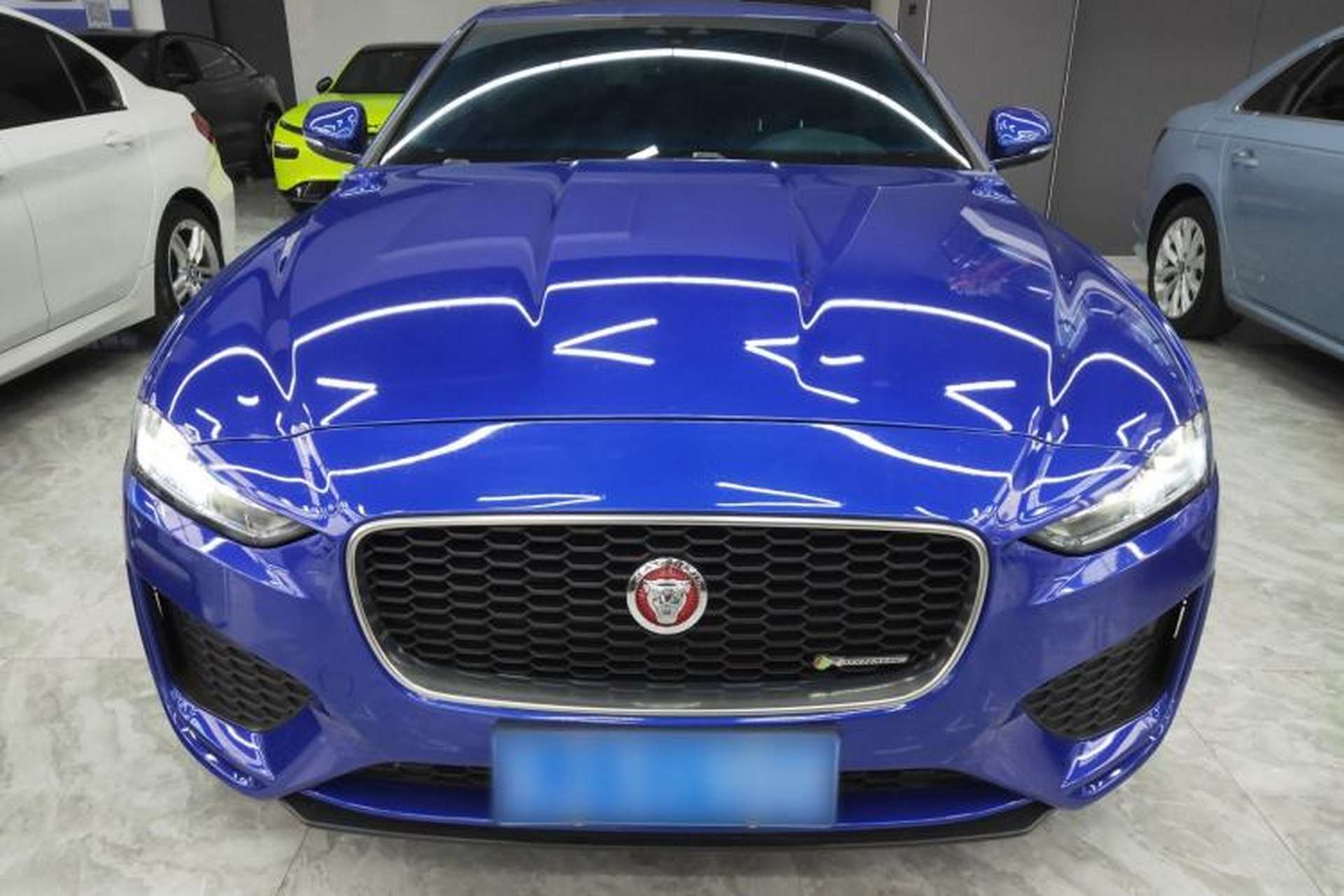 Used Jaguar XEL 2020 2.0T 200PS R-DYNAMIC Youth Sports Edition Front